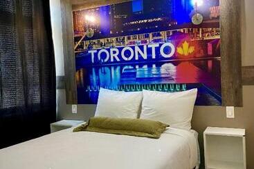 酒店 Royal Oak Inn