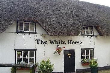 호텔 The White Horse