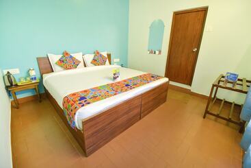 پانسیون Reflections Guest House