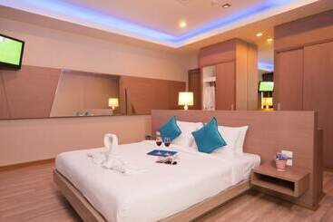 Ratana Apart Hotel At Kamala