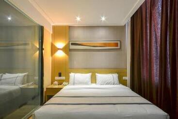 Hotel City Comfort Inn Jingzhou Jianli Jiangcheng Road
