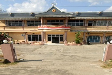 Hotel Oyo 91097  Atika