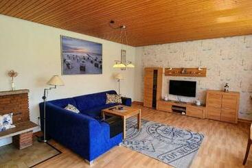 펜션 Ferienwohnung Floppy Hansi Fewo 4 Eg