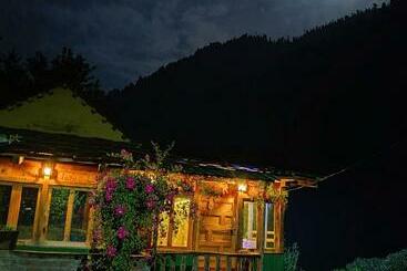 膳宿费 Wild Vairagi   Tirthan Valley