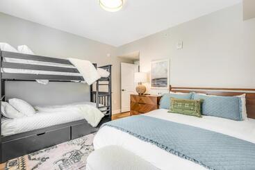 Отель Alpine Escape