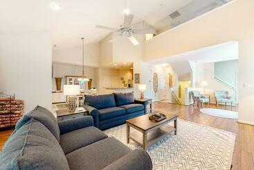 Отель Bear Trap  45b Willow Oak Avenue