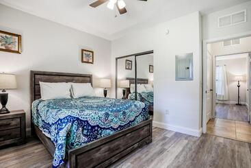 هتل The Peak Of Happiness