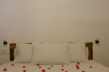 ユースホステル Best Safari River Side