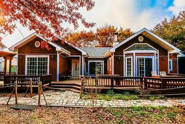 Yangju Jangheung Haeil Nongjang Pension