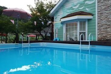 Yangpyeong Cezanne Gallery Pension