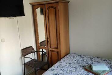 Пансион Crizantema