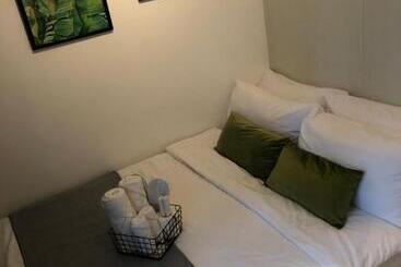 هتل آپارتمان Unit 1005 Tower B Cool Suites At Wind Residences