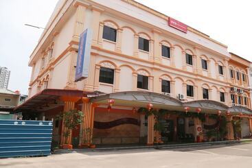 ホテル Indorasa 2 By Oyo Rooms