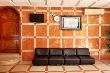 Отель Oyo 434 Abdulhameed Shafi