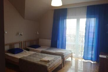 הוסטל Zajazd Bachus