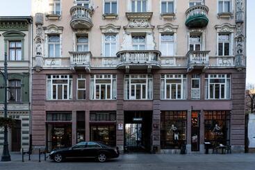 هتل آپارتمان Dream Aparts  Piotrkowska 56