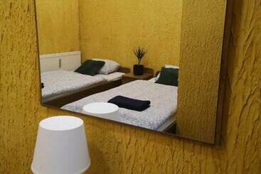 מלון דירות Gościniec Głuchołazy Zdrój