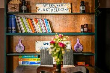 Dawna Apteka Old Pharmacy