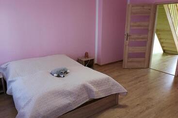 ペンション Wypoczynek Nad Stawem