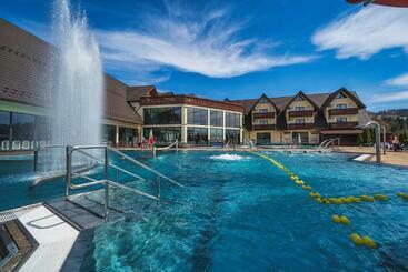 リゾートホテル Termy Szaflary