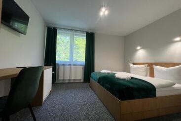 公寓式酒店  West Cadillac Solina