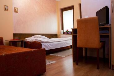 Bed and Breakfast Dom Gościnny Pod Górą