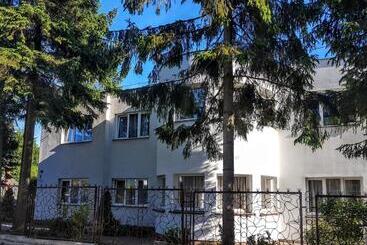 تختخواب و صبحانه Dom Wczasowy Danusia