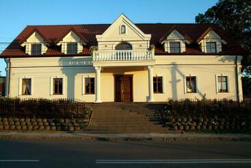 Bed and Breakfast Pokoje Gościnne W Ratuszu