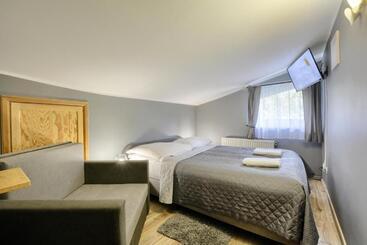 فندق Rezydencja Karnat I I Ii