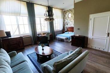 פנסיון Dwór Na Wolicy