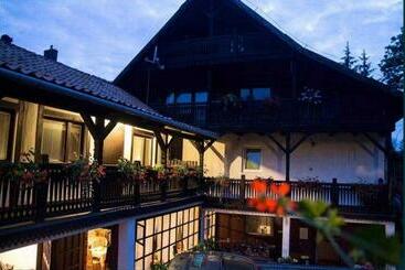 بنسيون Mazurski Kubryk