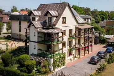 פנסיון Sun & Wine