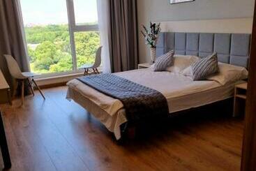 Warsaw Apartments   Luxury Top View Apart