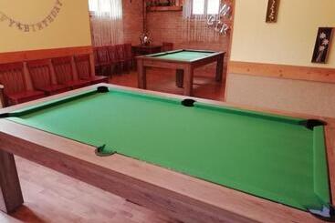 شقة فندقية Zajazd Wałbrzych