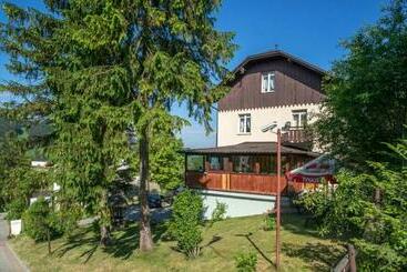 ベッドアンドブレックファースト Biały Domek