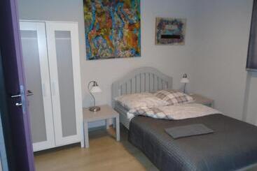 تختخواب و صبحانه Villa Art Korab