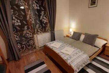 ベッドアンドブレックファースト Willa Tomida