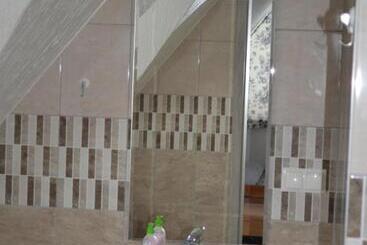 아파트호텔 Noclegi Nad Lasem