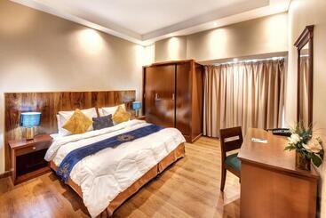 Al Bustan Hotels Flats