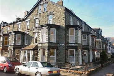 민박 Melbreak House