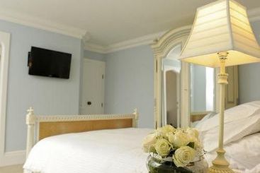 تختخواب و صبحانه The Old Vicarage