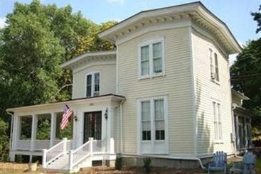 Finger Lakes Bed And Breakfast