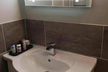 酒店 Auldgirth Inn