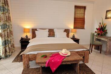 ホテル Constance Sakoa Boutik