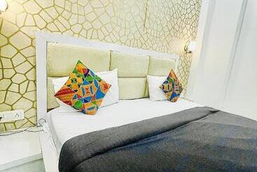 هتل Daawat Palace