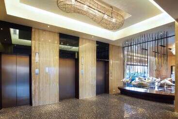 Park City Hotel   Luzhou Taipei