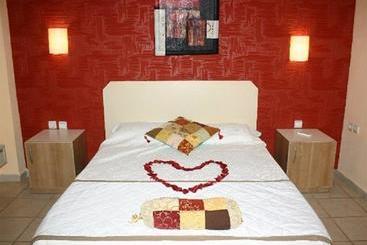 فندق على الطريق Club Mestra Bodrum