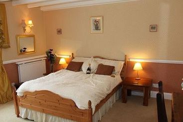 Пансион Burnley House