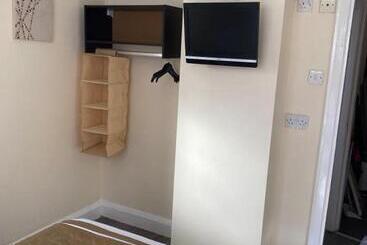 پانسیون Clarendon Lodge   Accommodation Only