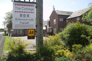 פנסיון The Cottage